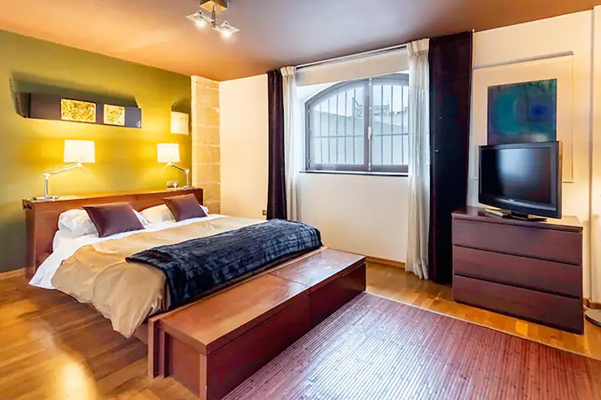 Apartament Artqhost Jerez Huge Loft & Free Parking Jerez de la Frontera Zewnętrze zdjęcie